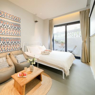 三号投影庭院大床房