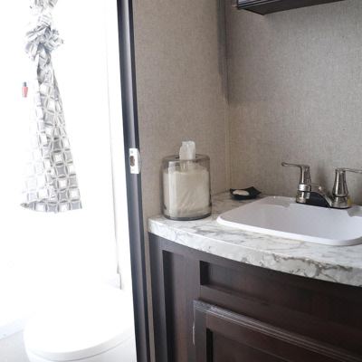 山景一室二床房