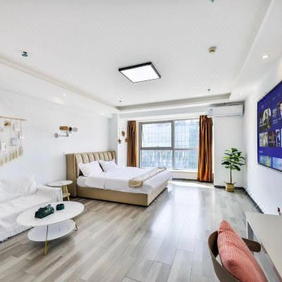 盐白巨幕影音大床房(极米投影仪)