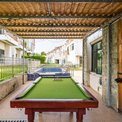 6房11床泳池KTV度假别墅