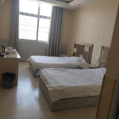 标准中式双床房