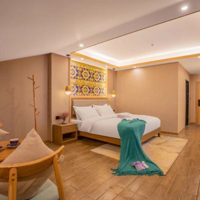 欢喜-斜顶亲子间