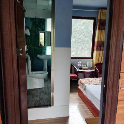 玲珑标准大床房