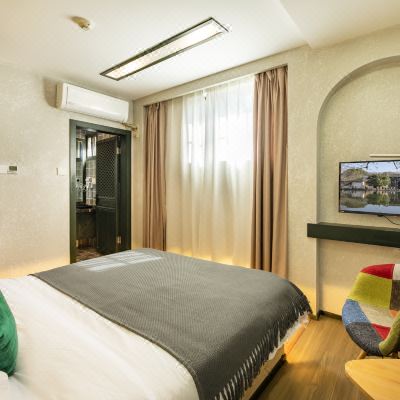 地暖墨隐·温馨舒适大床房