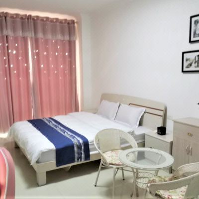 电竞情侣大床房