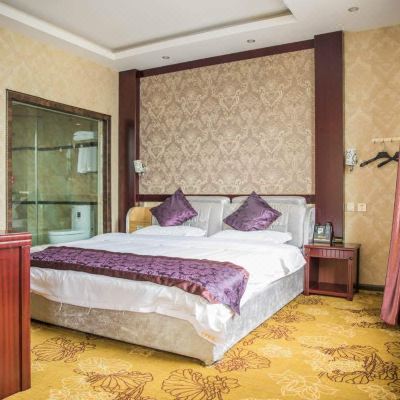 豪华大床房