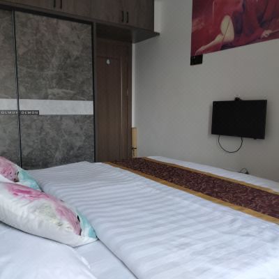 精品大床房(公共卫浴)