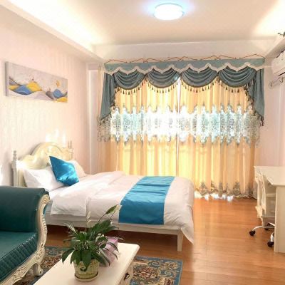 智能轻奢大床房