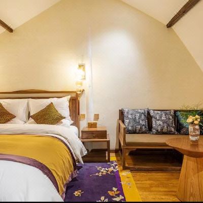 待月西厢 .浴缸大床房叁