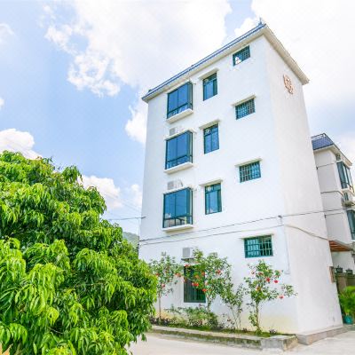 欢聚一夏·9房15床溪边套房泳池+超大花园+烧烤+麻将+自助厨房