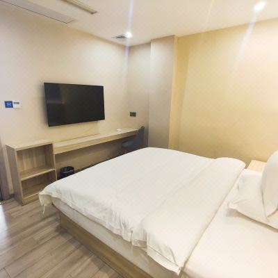 市景一室一厅套房C