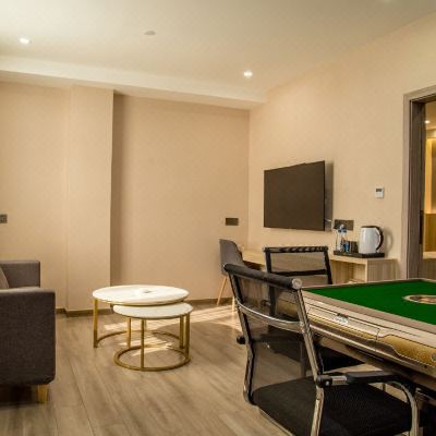 豪华套间大床房