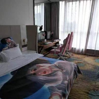 商务电脑大床房（酒店提供自助洗衣机+微波炉+电冰箱+电动马桶）