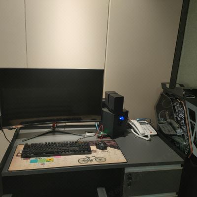 豪华电脑房