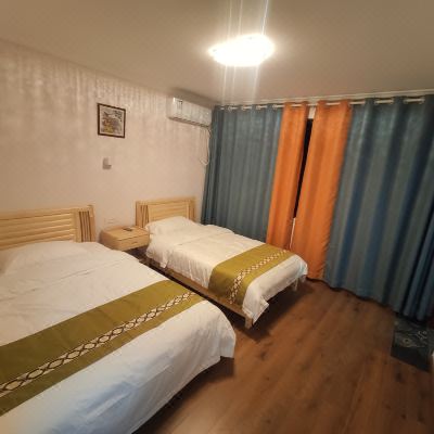 温馨豪华亲子间-可吸烟