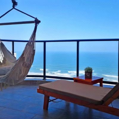 日出海景-同层四房一厅