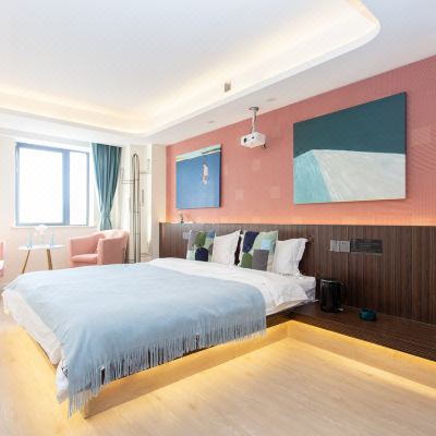 饮溪巨幕投影城芯观景房