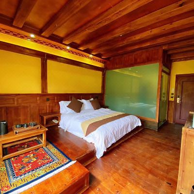 豪华山景大床房