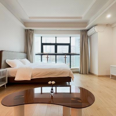 臻雅豪华大床房