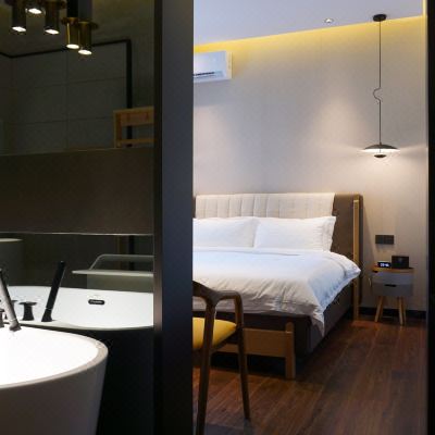 云水高级园景房