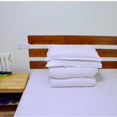 单人房（公共卫浴）