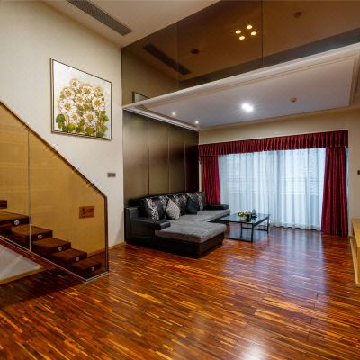 豪华复式商务大床房