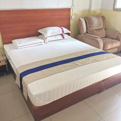 温馨豪华大床房