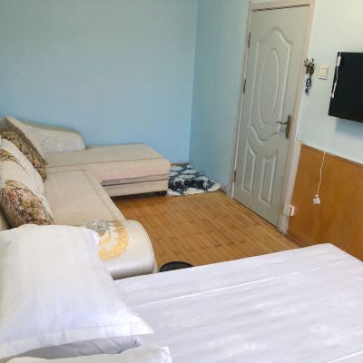 豪华大床房(公共卫浴)