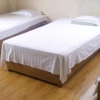 标准家庭房(五床位)