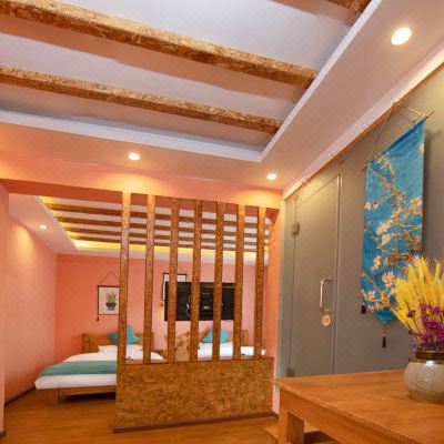 普通三室五床房