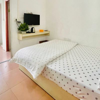 大床房（无空调）