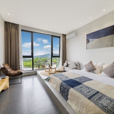 满庭芳山景套房