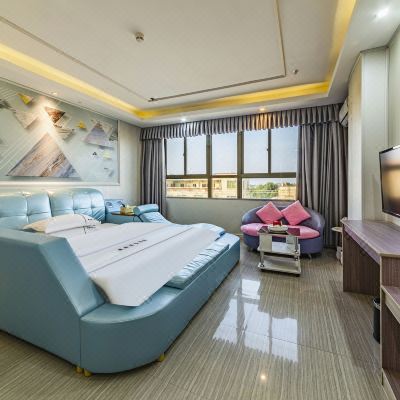 精选豪华大床房