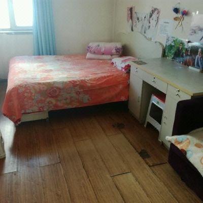 普通大床房(公共卫浴)