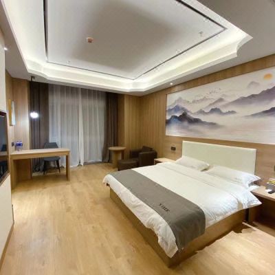 颐和豪华大床房