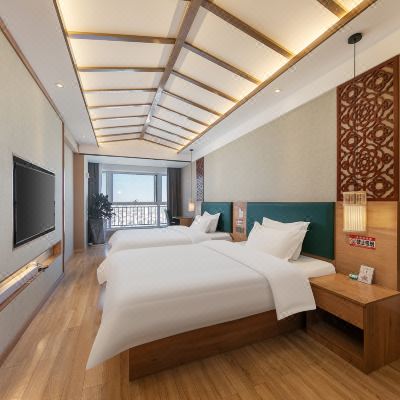 高级城景双床房