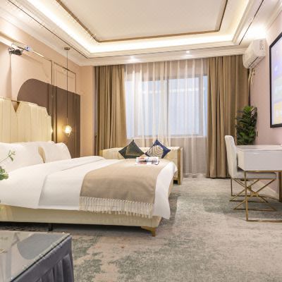 豪华大床巨幕影视房