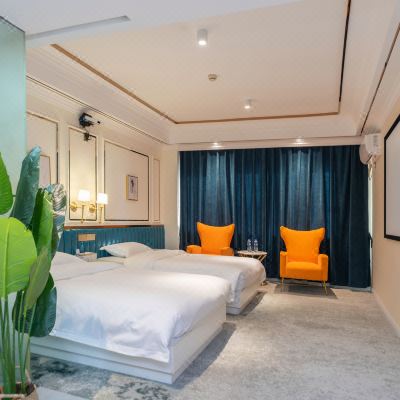 豪华双床巨幕影视房