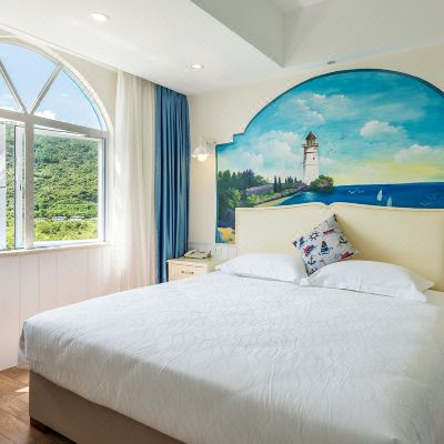 悦享缤纷主题房