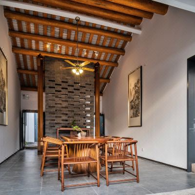 唫虹斋•中庭两室四床