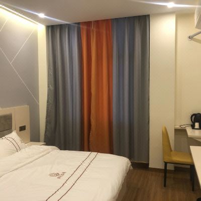 甄选大床房（空调）