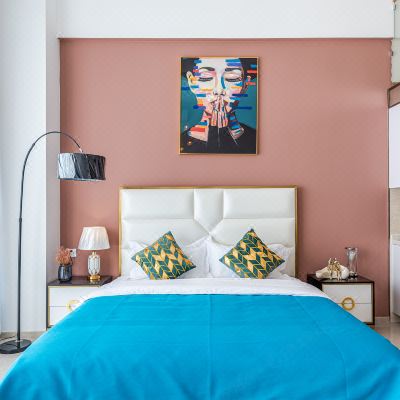 轻奢豪华大床房