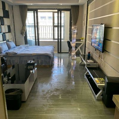 豪华阳台大床房