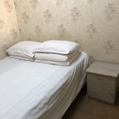 普通大床房（公共卫浴）