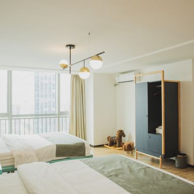 轻奢文艺特大床房