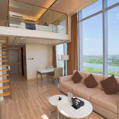 270°环观城景复式大床房