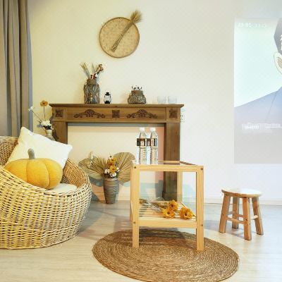 采桑子·巨幕投影房