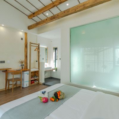 山景精品大床房