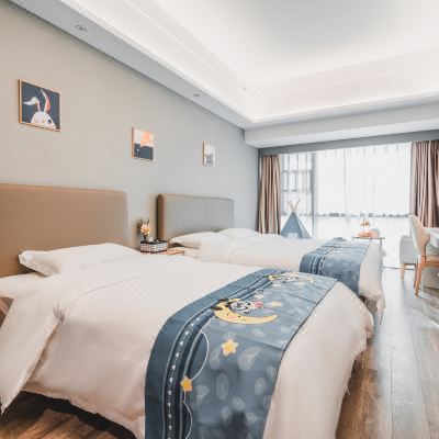 悦致·亲子双床房（子母床+智能家电）