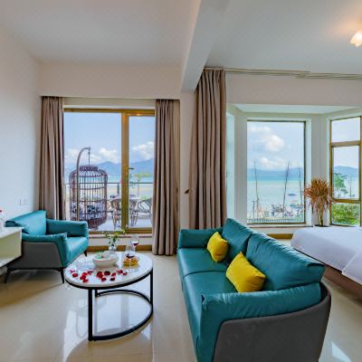 栖云·海景阳台大床房（茶具+冰箱+高端床垫）